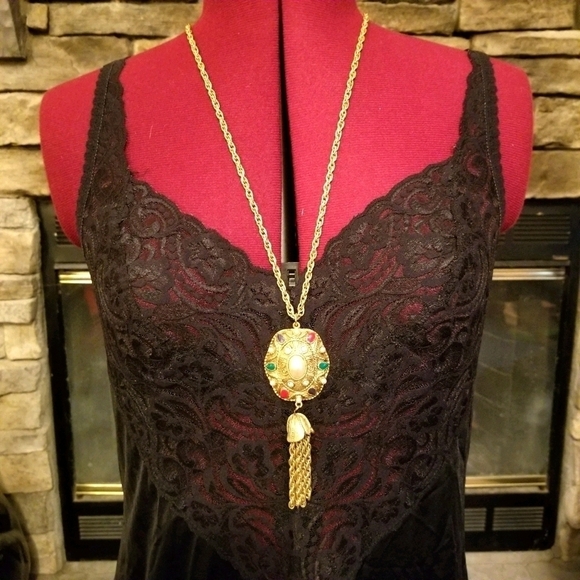 Vintage Jewelry - 90s Drop Statement Necklace